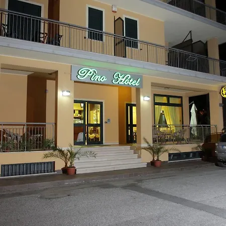 Pino 3*