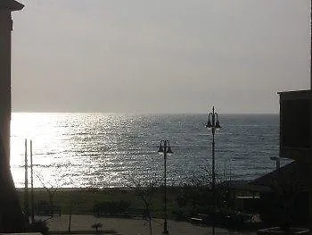 מלון Pino ג'יצריה