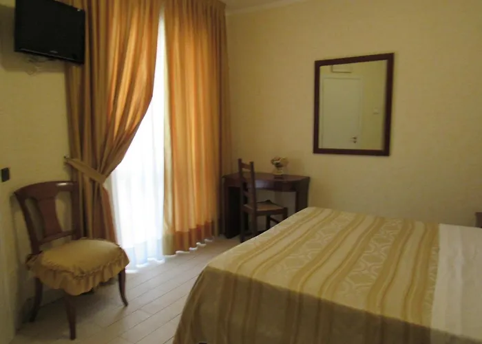 Pino מלון ג'יצריה